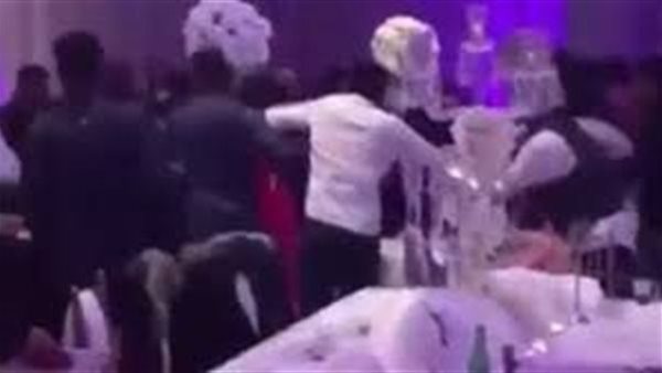 الفرح اتحول لجنازة.. تفاصيل وفاة شخص في خناقة بسبب معاكسة سيدتين بحفل زفاف بالإسكندرية