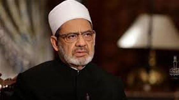 سيدة الخير والعطاء.. من هي الحاجة سميحة الطيب شقيقة شيخ الأزهر؟