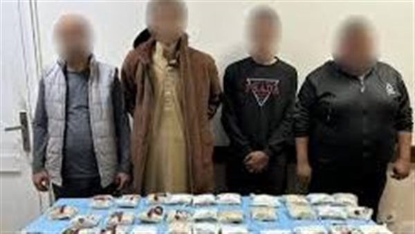 بمليار جنيه.. تفاصيل سقوط عصابة عقار الكبتاجون المخدر | فيديو