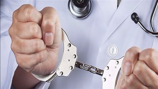 أجهض فتاة برضاها.. تفاصيل مثيرة في واقعة طبيب العمرانية