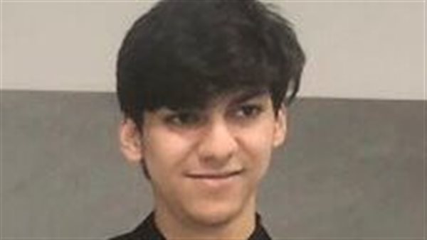 طالب بجامعة مصر للمعلوماتية يشارك ضمن وفد المفاوضين الشباب بمؤتمر المناخ cop29