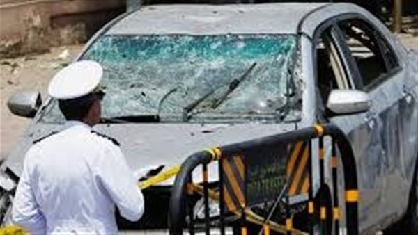 تفاصيل القبض على قائد سيارة للسير برعونة أعلى الطريق الدائري بعد تداول مقطع فيديو