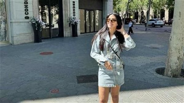 لوك غريب.. ريم سامي تثير ضجة بهذه الإطلالة | شاهد