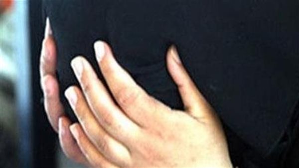 حطتله سم فئران في العصير.. لماذا تخلصت أميرة من زوجها في شهر العسل؟