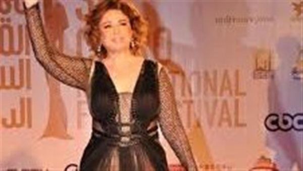  خست النص.. إلهام شاهين تثير الجدل في أحدث ظهور | شاهد