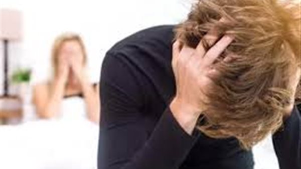 ما شفتش وجهها الحقيقي من يوم زواجنا بتنام بالمكياج.. صابر يطلب فسخ زواجه في محكمة الأسرة