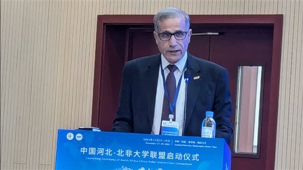 رئيس جامعة هليوبوليس يشارك فى الملتقى التعليمى بالصين (صور)