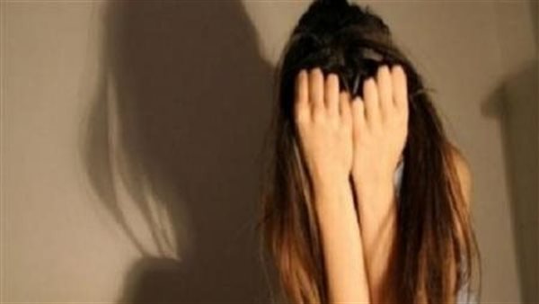 عاشرها معاشرة الأزواج.. القصة الكاملة للحكم على عامل متهم بهتك عرض طفلة في الشرقية