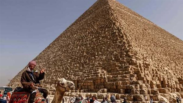 تصل لـ1500 جنيه.. تفاصيل زيادة أسعار تذاكر زيارة هرم خوفو من الداخل 