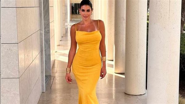  فستان مجسم.. ياسمين صبري تثير ضجة بهذه الإطلالة | شاهد