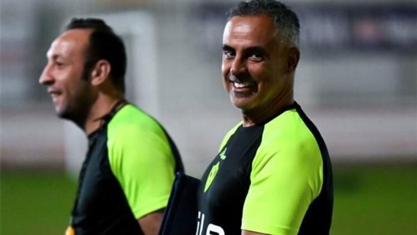 ودعهم وغادر في سيارة خاصة.. ماذا فعل جوميز داخل نادي الزمالك؟