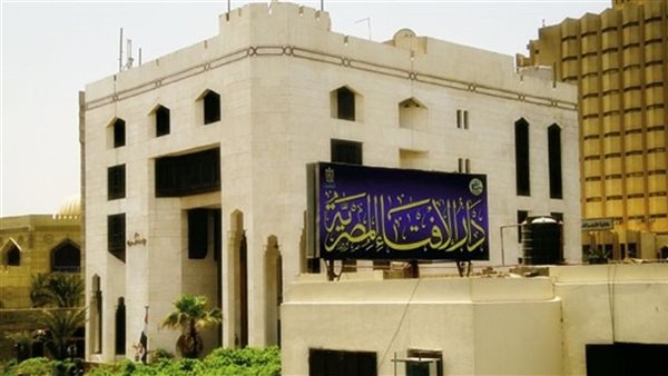 زوجي توفى وهو مريض وكان عليه قرض فماذا أفعل؟.. أمين الفتوى يجيب | فيديو