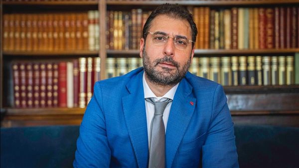 فوز محمد طرزي بجائزة نجيب محفوظ للأدب لعام 2024