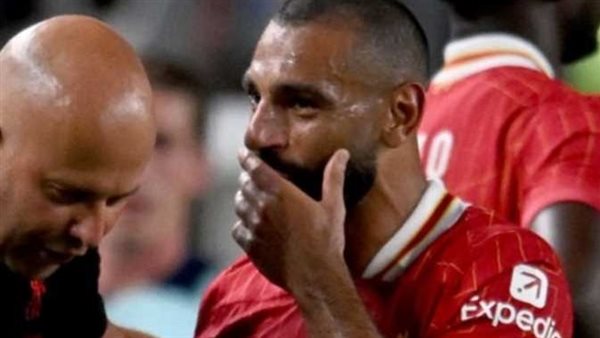 نقبل الوضع.. سلوت يُثير الجدل بشأن أزمة تجديد عقد محمد صلاح