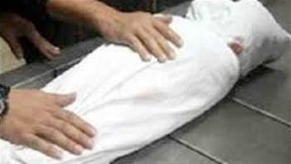 خنقها وسرق حلقها.. تفاصيل صادمة في العثور على جثة طفلة مدفونة فوق سطح منزل بقنا 