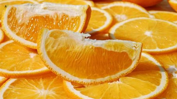 7 فوائد مذهلة تدفعك لتناول عصير البرتقال في الشتاء