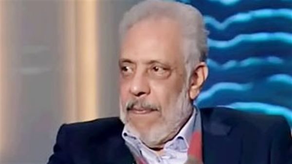 أصيب بمرض خطير ورسم خريطة لمقبرته.. تفاصيل جديدة عن وفاة نبيل الحلفاوي | فيديو 