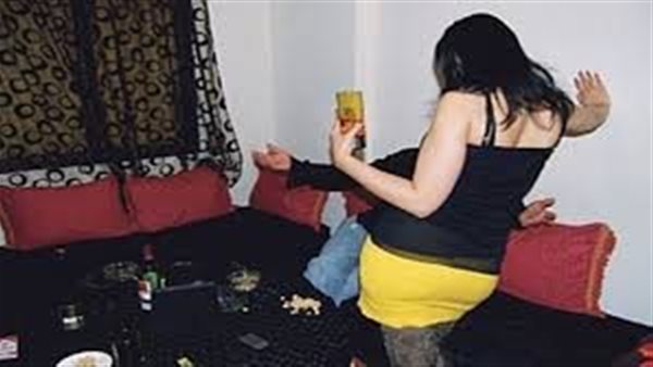 زوجة لعوب وشاب على فيسبوك.. صباح خدرت زوجها والعشيق هشم رأسه من أجل ليلة حمراء