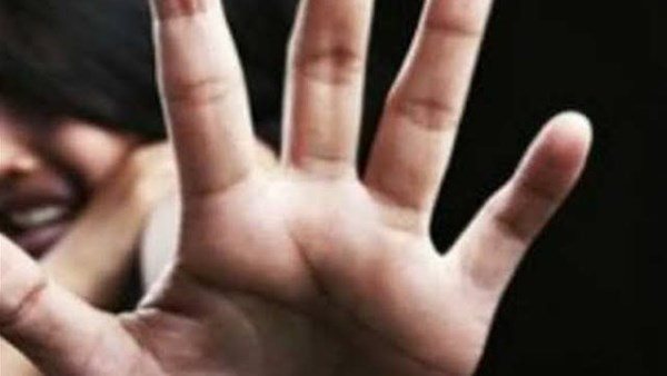  تحرش بها فقفزت من الميكروباص.. القصة الكاملة لطالبة الشروق