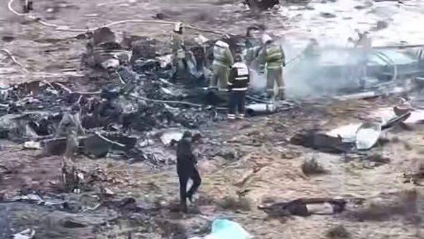  بعد تحطمها.. مشاهد مروعة من داخل طائرة الركاب الأذربيجانية | فيديو 