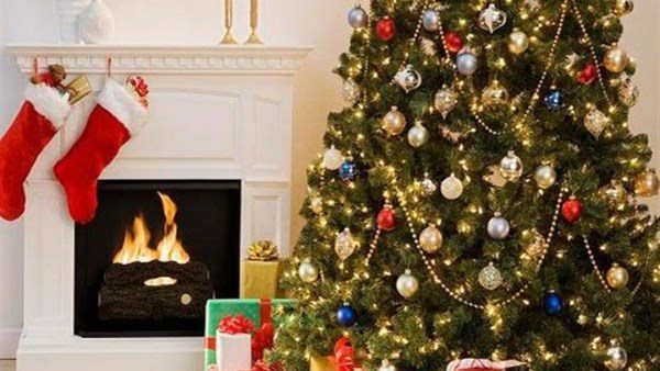 الإفتاء تحسم الجدل..هل الاحتفال برأس السنة وتعليق الزينة حلال؟