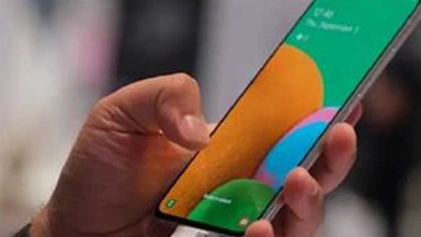 كل ما تريد معرفته عن ضريبة الهواتف القادمة من الخارج