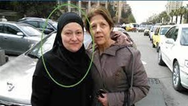 فنانة سورية تكشف تفاصيل صادمة بشأن تعذيب مرضى نفسيين داخل سجون الأسد