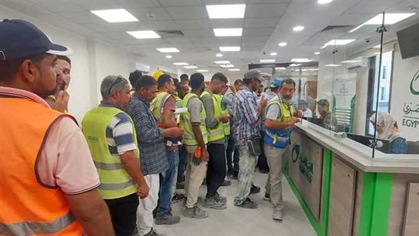 بعد زيادتها لـ1000 جنيه.. كيفية الحصول على منحة عيد الميلاد المجيد 2025 وآخر موعد لصرفها