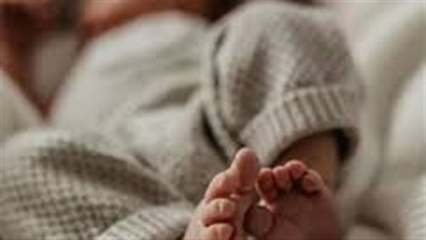 تحرك عاجل من «الطفولة والأمومة» بعد عرض أطفال للتبني بمقابل مادي على فيسبوك