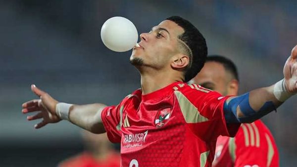 بالبلونة البيضة.. إمام عاشور يثير الجدل بطريقة احتفاله بهدفه في سموحة | فيديو