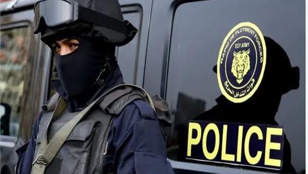 اعتدوا على مواطنين.. كواليس إيقاف رئيس مباحث ومعاونه وفردي شرطة وإحالتهم للتحقيق 