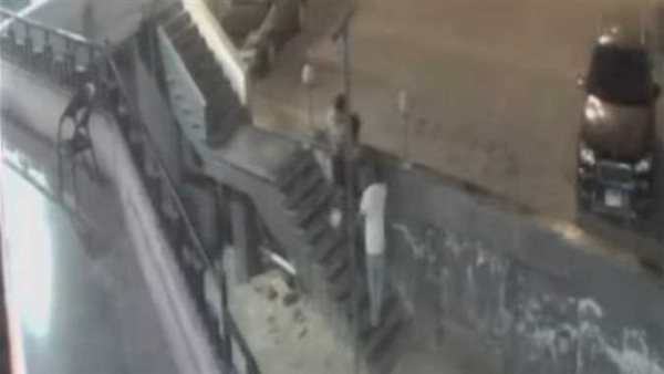 بعد تصدر قضيته الترند بسبب فاميه.. القصة الكاملة لمشاجرة محمد سامي ومدير مركز صيانة