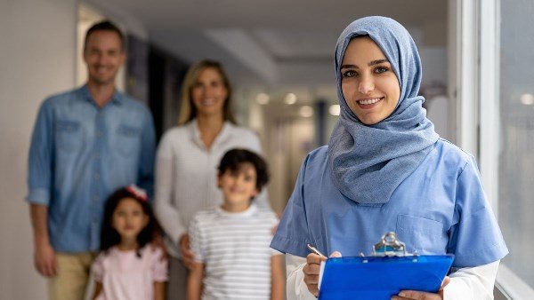  خطوات التسجيل والورق المطلوب.. طريقة الاشتراك في التأمين الصحي الشامل 2025