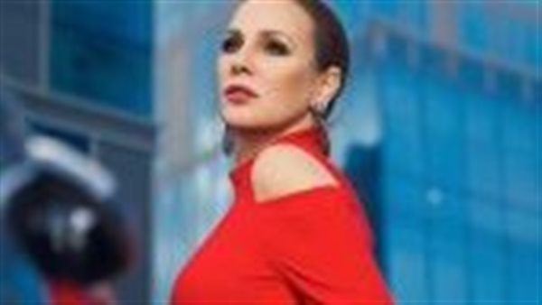 فستان جريء.. شيرين رضا تشعل السوشيال ميديا بهذه الإطلالة | شاهد