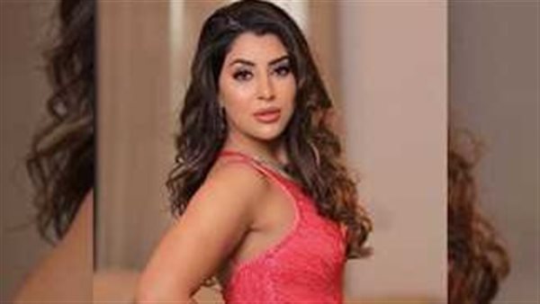  مبهر.. فستان آيتن عامر يشعل السوشيال ميديا | شاهد 