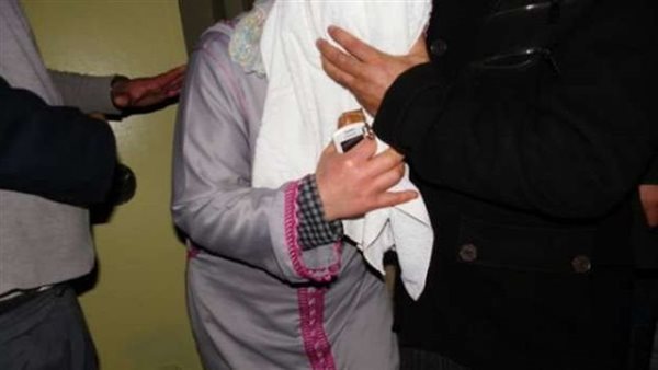 سهرة حمراء احتفالا بمقتل الزوج.. منى استدرجت زوجها وعشيقها خلص عليه أمام طفله