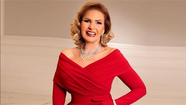 فستان ذهبي جريء.. يسرا تثير الجدل بالسوشيال ميديا | شاهد