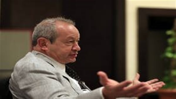 نجيب ساويرس يكشف سر منافسته لمن هم في عمر الثلاثين | فيديو