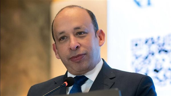 افتتاح المعرض الخيري السنوي للطلاب بكلية طب قصر العيني