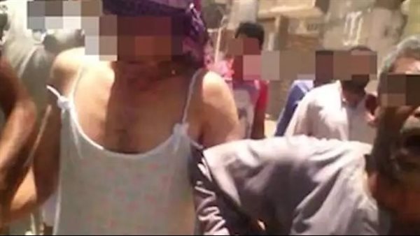 تفاصيل مثيرة.. أب ينتقم من حبيب ابنته القاصر بقميص نوم
