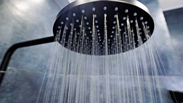 طبيب يجيب.. هل على الإنسان «الاستحمام» كل يوم؟