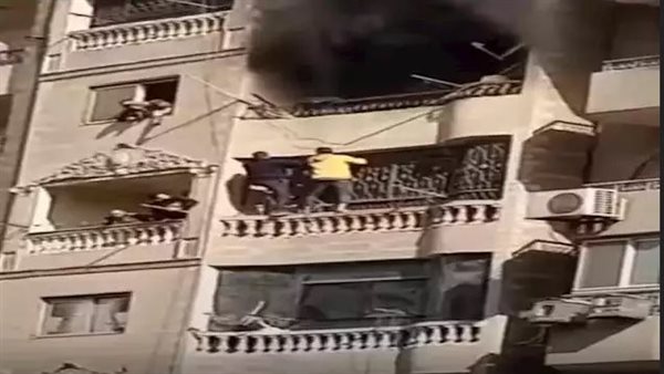 فيلم أكشن في الواقع.. شباب ينقذون 3 أطفال من الموت حرقًا في فيصل