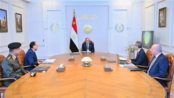 الرئيس السيسي يتابع تطورات مبادرة الرواد الرقميون ويوجه بتوسيع قاعدة المستفيدين منها