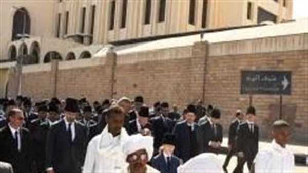 تفاصيل دفن الأمير كريم الأغا خان في أسوان | فيديو