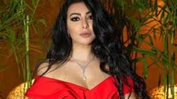  ميريهان حسين تثير ضجة بهذه الإطلالة | شاهد