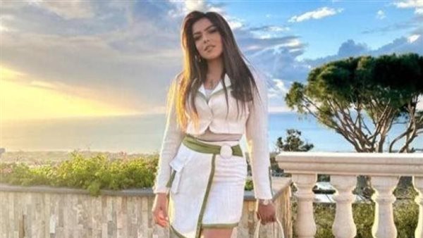 فستان جريء.. ناهد السباعي تثير ضجة بهذه الإطلالة | شاهد