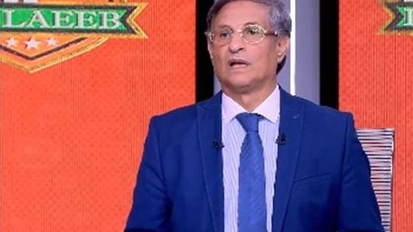 قولتلها مش أنا.. نجم الأهلي السابق يكشف كيف حاولت راقصة إنهاء مسيرته الكروية | فيديو 