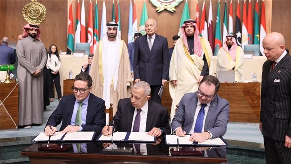 الأكاديمية العربية توقع مذكرة تفاهم مع جامعة سالامانكا والمعهد الوطني الإسباني