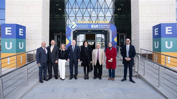 لتحقيق أهداف التحول الرقمي.. وفد من سيسكو يزور جامعة مصر للمعلوماتية