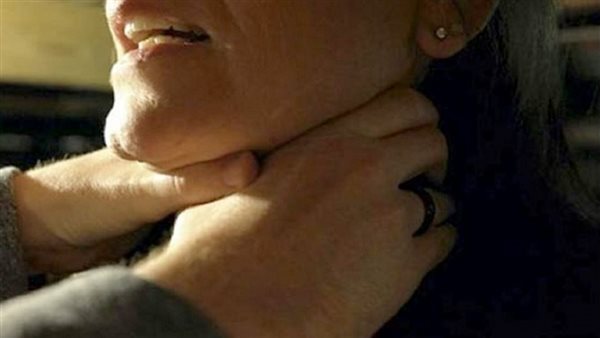 ضربها بالحزام ساعة ونص ورماها من الشباك.. النيابة عن قاتل زوجته بالإسكندرية: تجبر وطغى